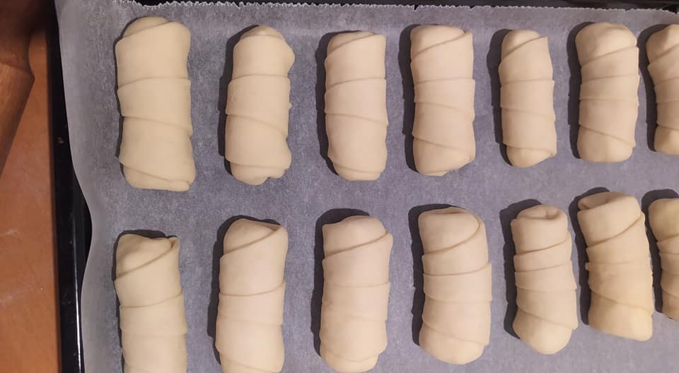 συνταγή-για-αφράτα-τυροπιτάκια-