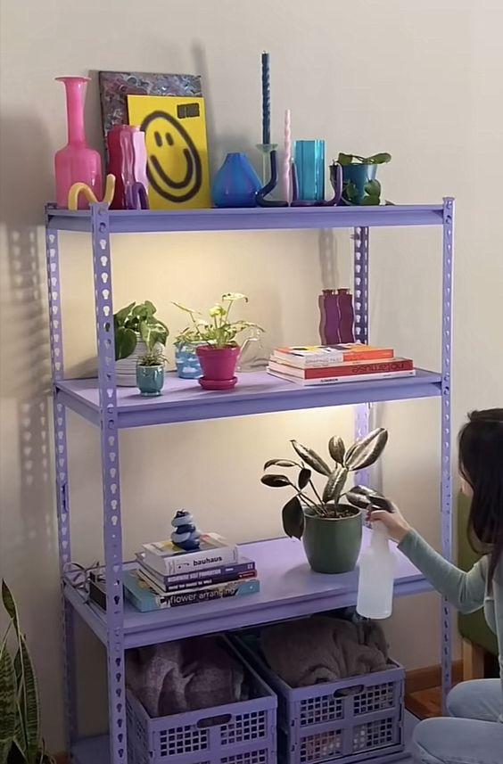 ράφια-στο-μικρό εφηβικό δωμάτιο-ιδέες-