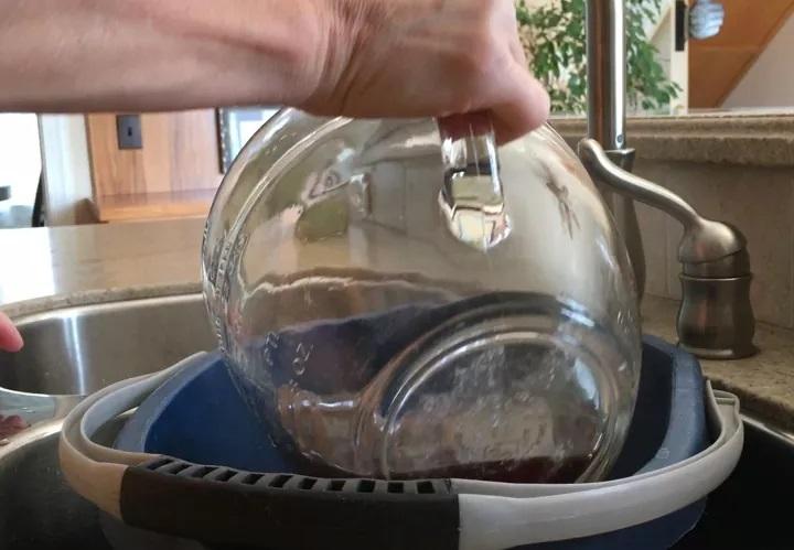 κόλπα καθαριότητας-με-τσάι-