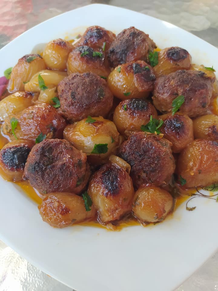 στιφάδο-με-κεφτεδάκια-συνταγή- στιφάδο-με-κεφτεδάκια-συνταγή-