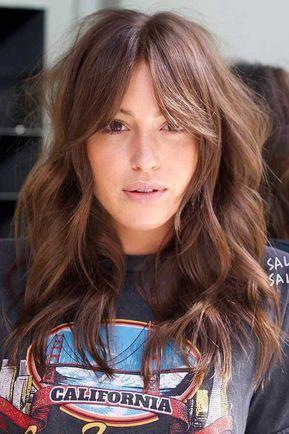 Chin bangs-τάσεις-Χειμώνας 2023-ιδέες- Chin bangs-τάσεις-Χειμώνας 2023-ιδέες-