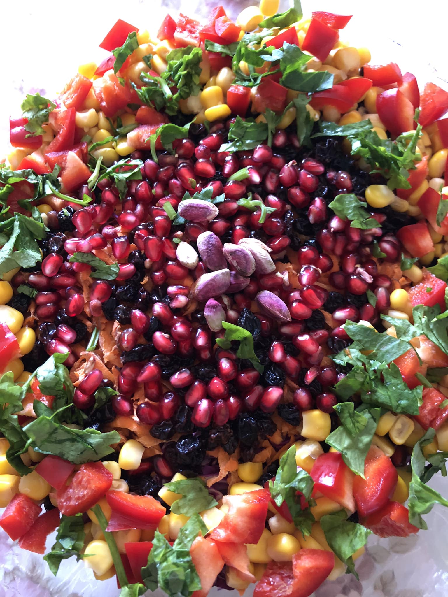 συνταγή-για-φθινοπωρινή-σαλάτα-με-ρόδι-