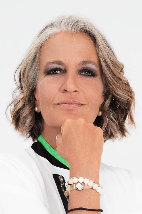 Μαύρο Ρόδο : Με ποιον συμφωνεί η Κύρα