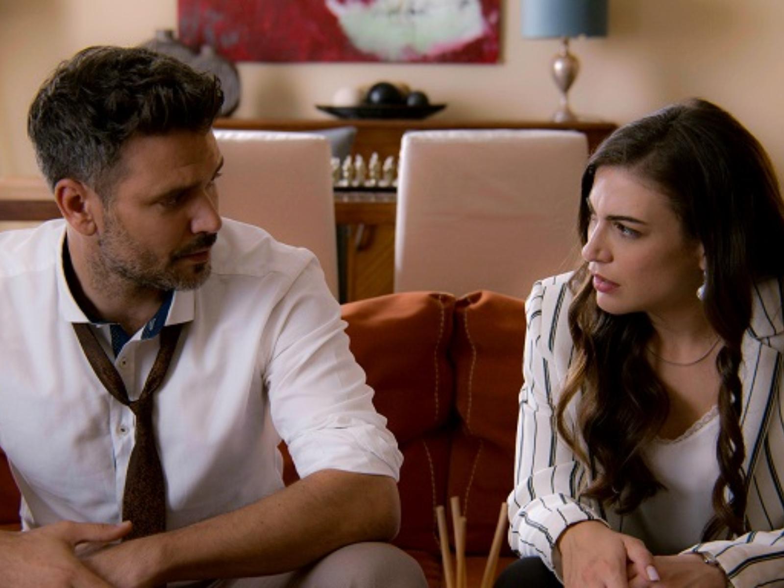 Παγιδευμένοι-Δημήτρης-Άννα