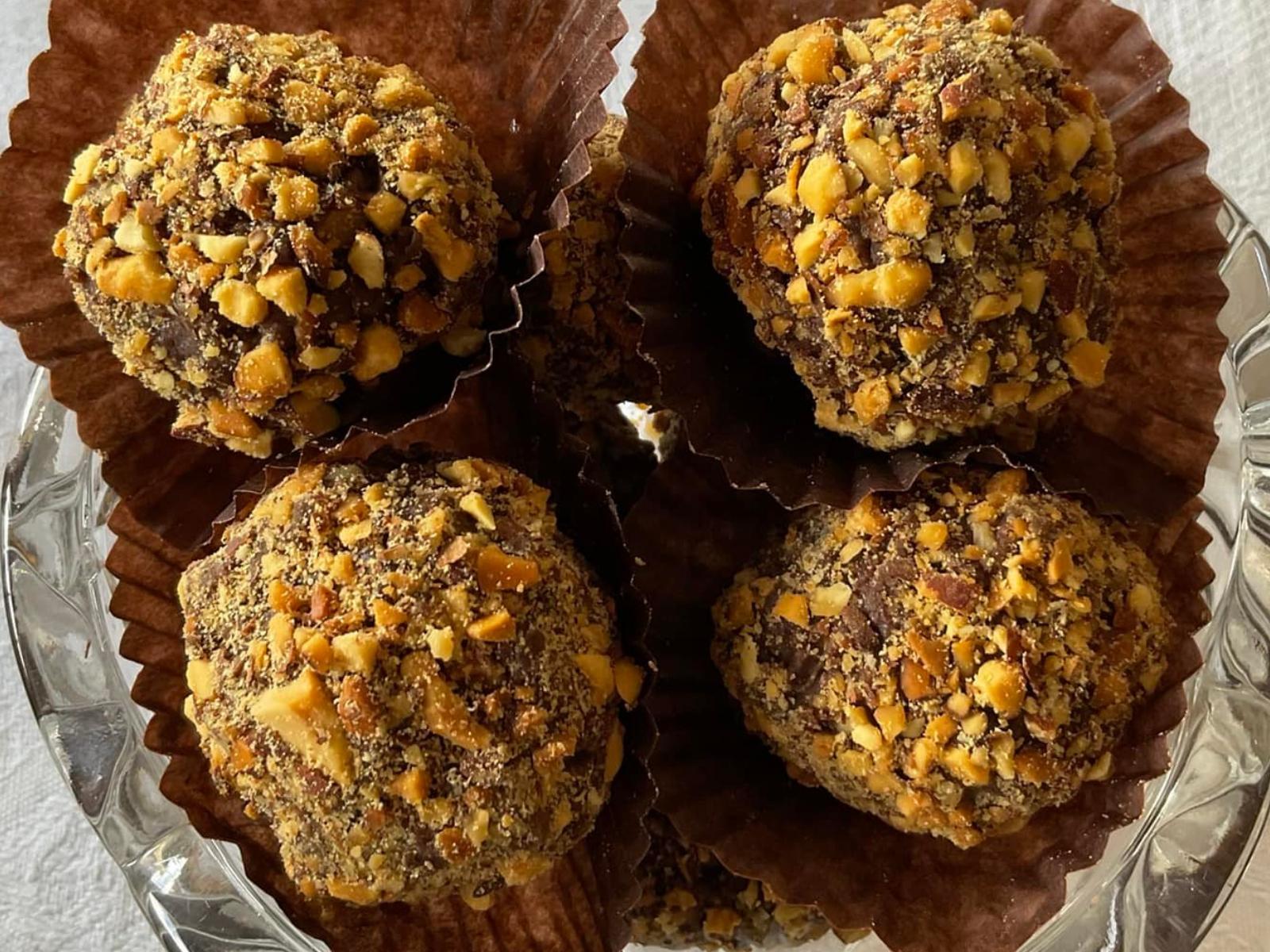 τρουφάκια-χωρίς ζάχαρη-συνταγή- τρουφάκια-χωρίς ζάχαρη-συνταγή-