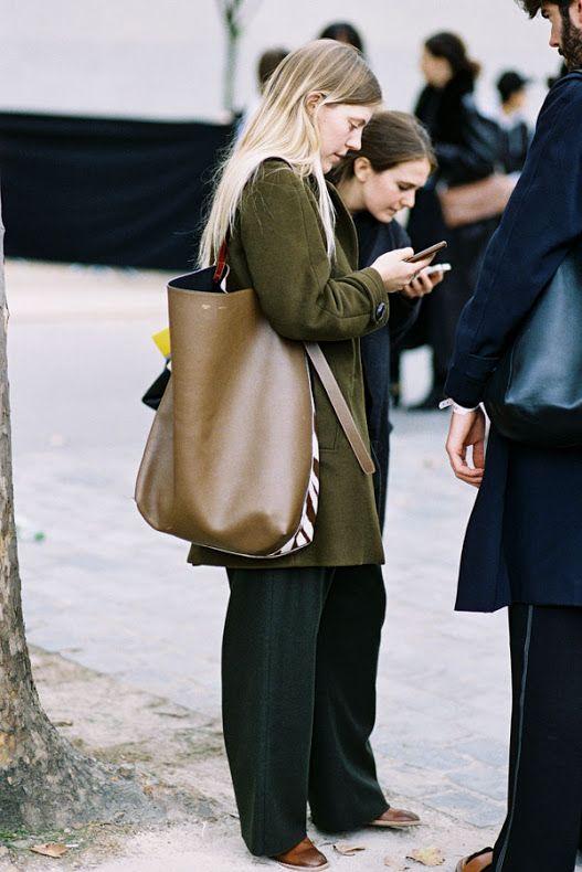 χακί-Shopping bag-ιδέες-για-Χειμώνας 2022-τάσεις-