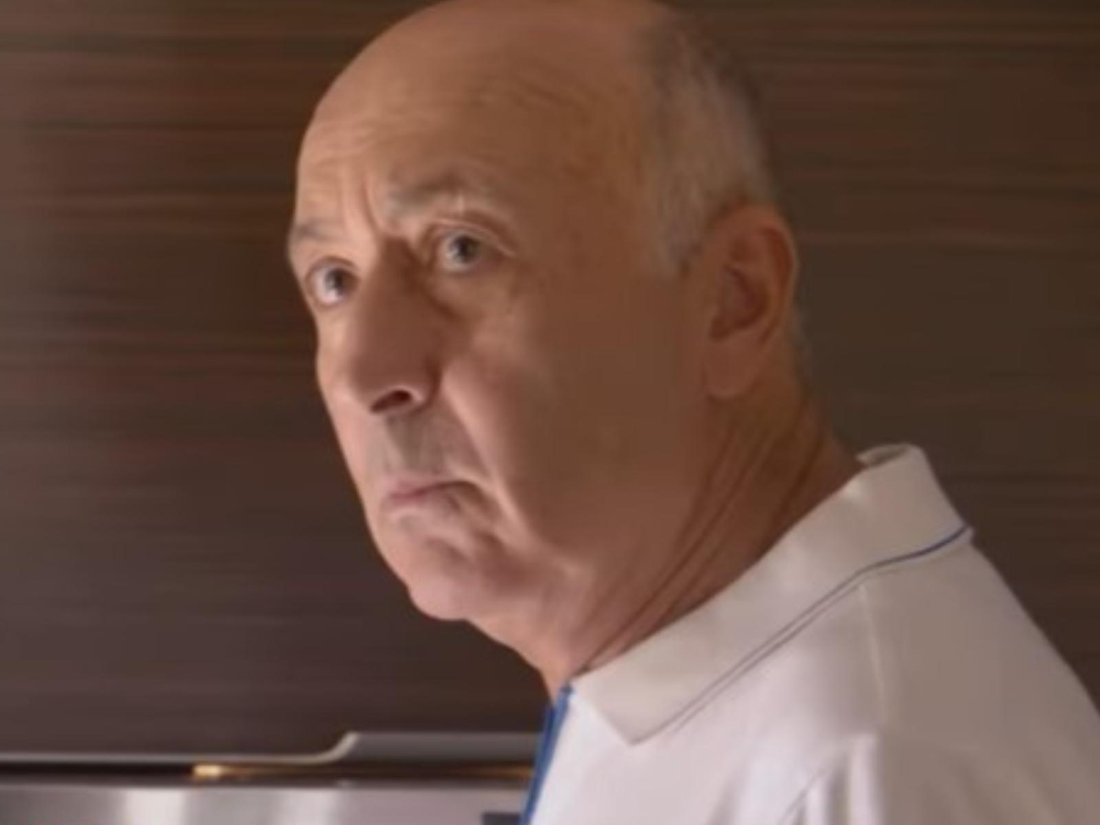 Παγιδευμένοι: Ο Άγγελος φορτώνει τον φόνο στον πατέρα του