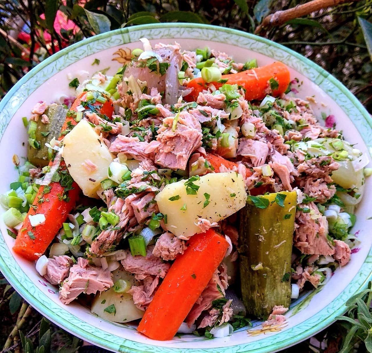 σαλάτα-με-βραστά λαχανικά-και-τόνο-συνταγή- σαλάτα-με-βραστά λαχανικά-και-τόνο-συνταγή-