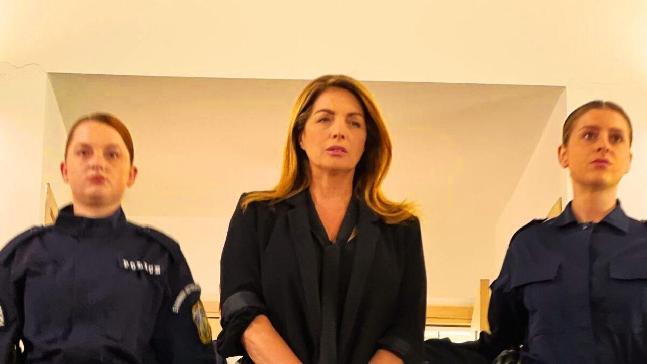 Η Γη της Ελιάς: Ξυλοκοπούν βάναυσα την Αθηνά στην φυλακή