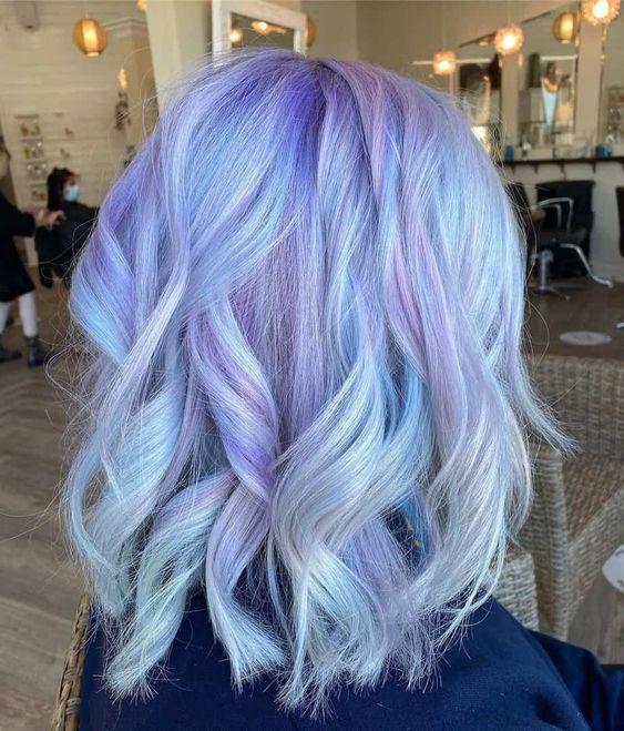 ιδέες-με-παστέλ αποχρώσεις-στα-μαλλιά-τον-Χειμώνα 2023-