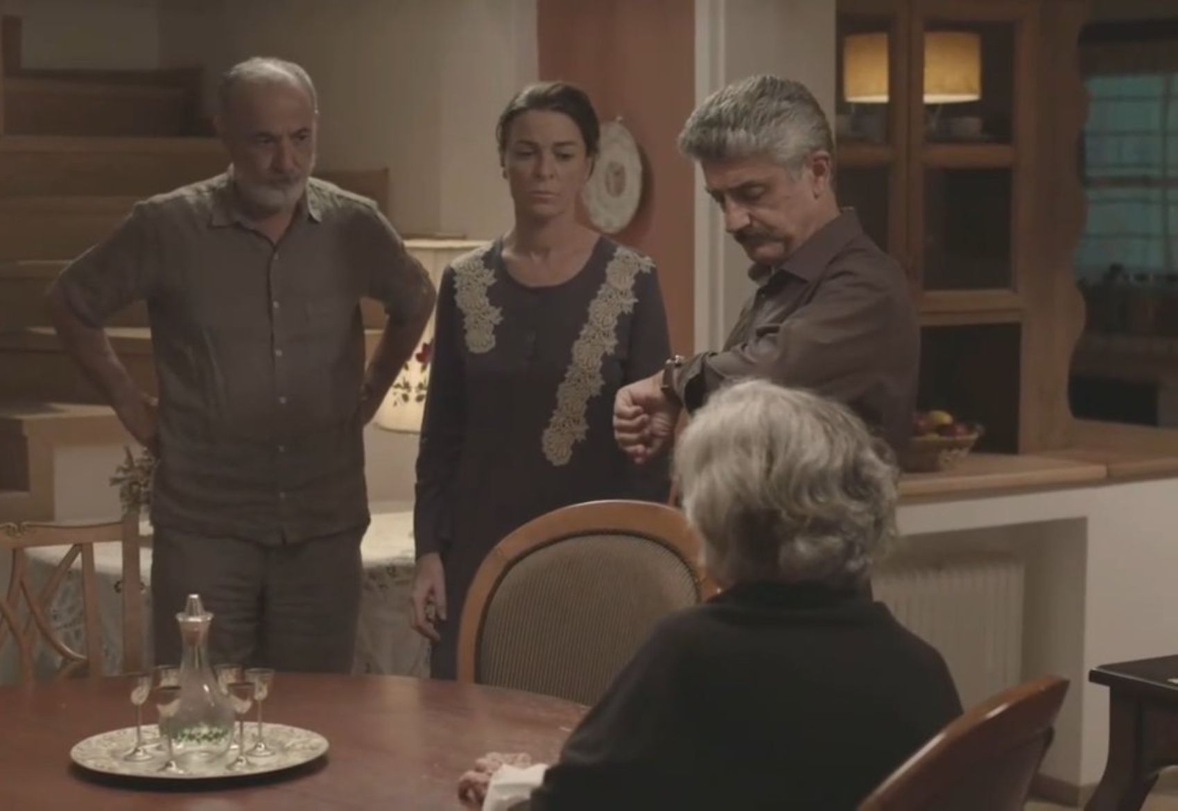 Σασμός: Άγρια επίθεση με όπλο του Μαθιού στον Παύλο