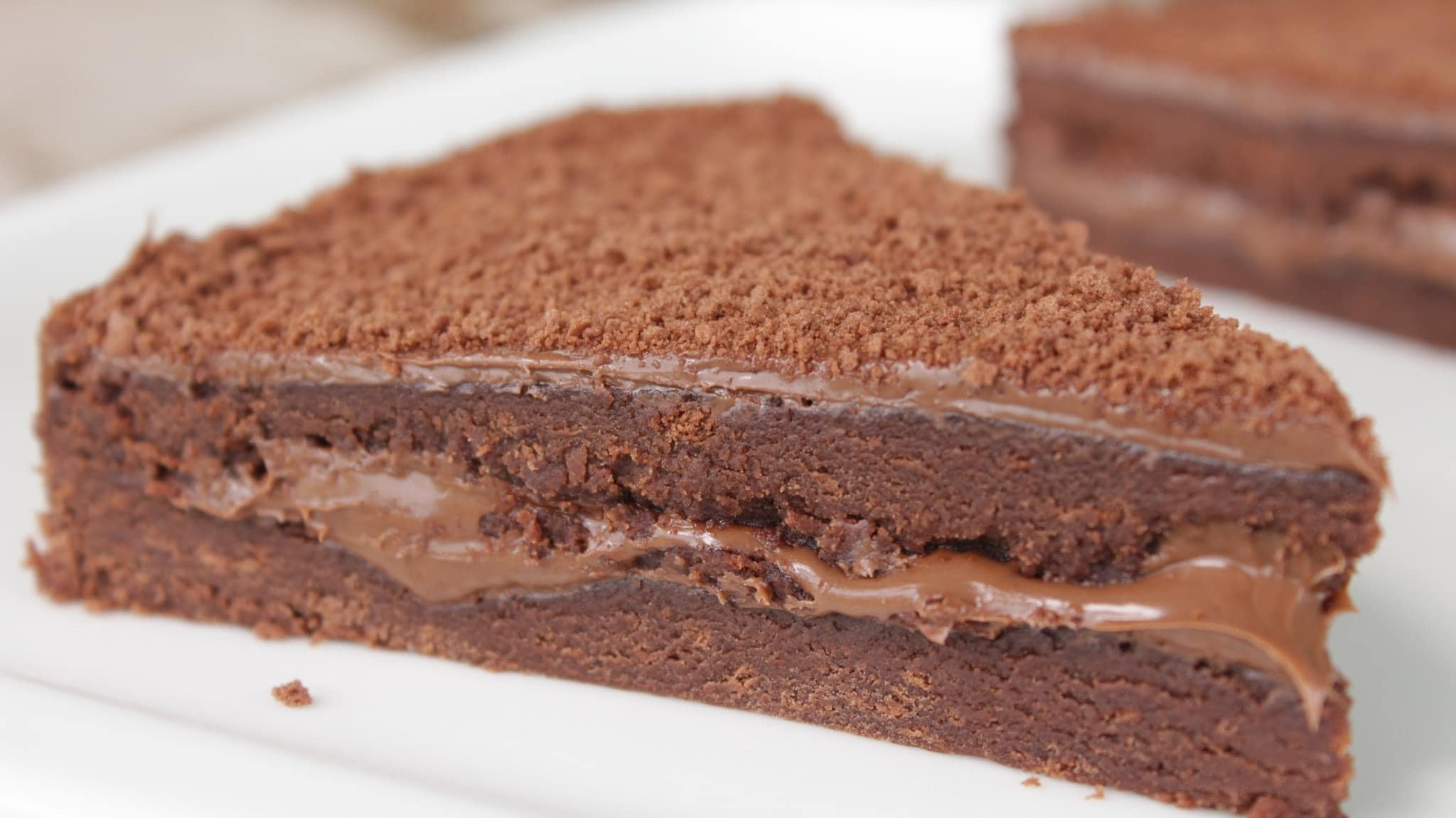 Γιαουρτένιο σοκολατόγλυκο με 3 υλικά