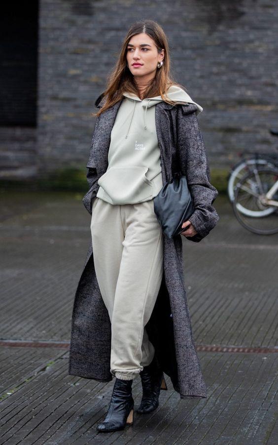 Γυναικείες φόρμες: Μοδάτες ιδέες για να τις φοράς από το πρωί μέχρι το βράδυ Γυναικείες φόρμες: Μοδάτες ιδέες για να τις φοράς από το πρωί μέχρι το βράδυ