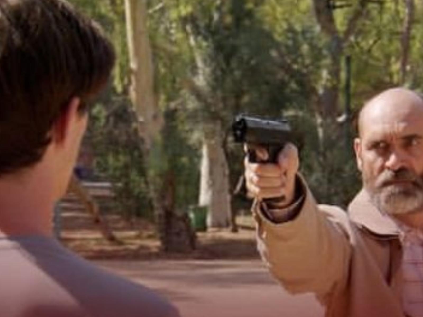 Παγιδευμένοι-Θοδωρής-Κοσμάς