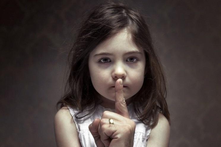 Πως να προστατέψουμε τα παιδία από Παιδόφιλους και Παιδεραστές – Αστυνομικός απαντά