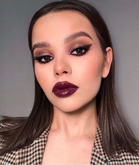 σκούρο-μοβ-lipgloss-ιδέες-για-μακιγιάζ-