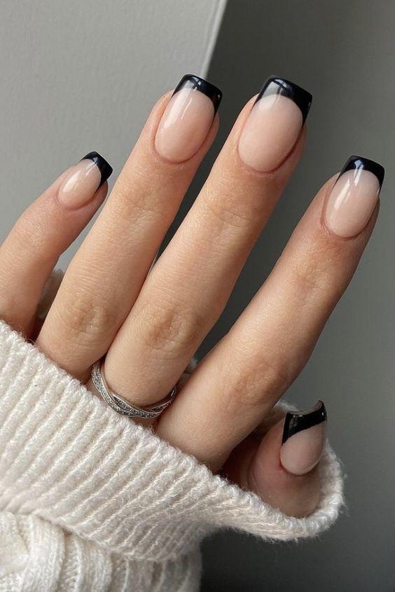 γαλλικό-μανικιούρ-σε-τετράγωνα νύχια-ιδέες- γαλλικό-μανικιούρ-σε-τετράγωνα νύχια-ιδέες-