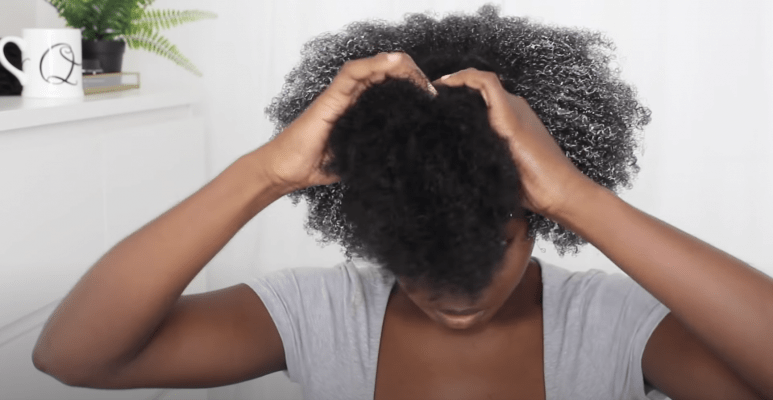 Ανησυχητική έρευνα: Προϊόντα για ίσιωμα μαλλιών αυξάνουν τον κίνδυνο εκδήλωσης καρκίνου της μήτρας