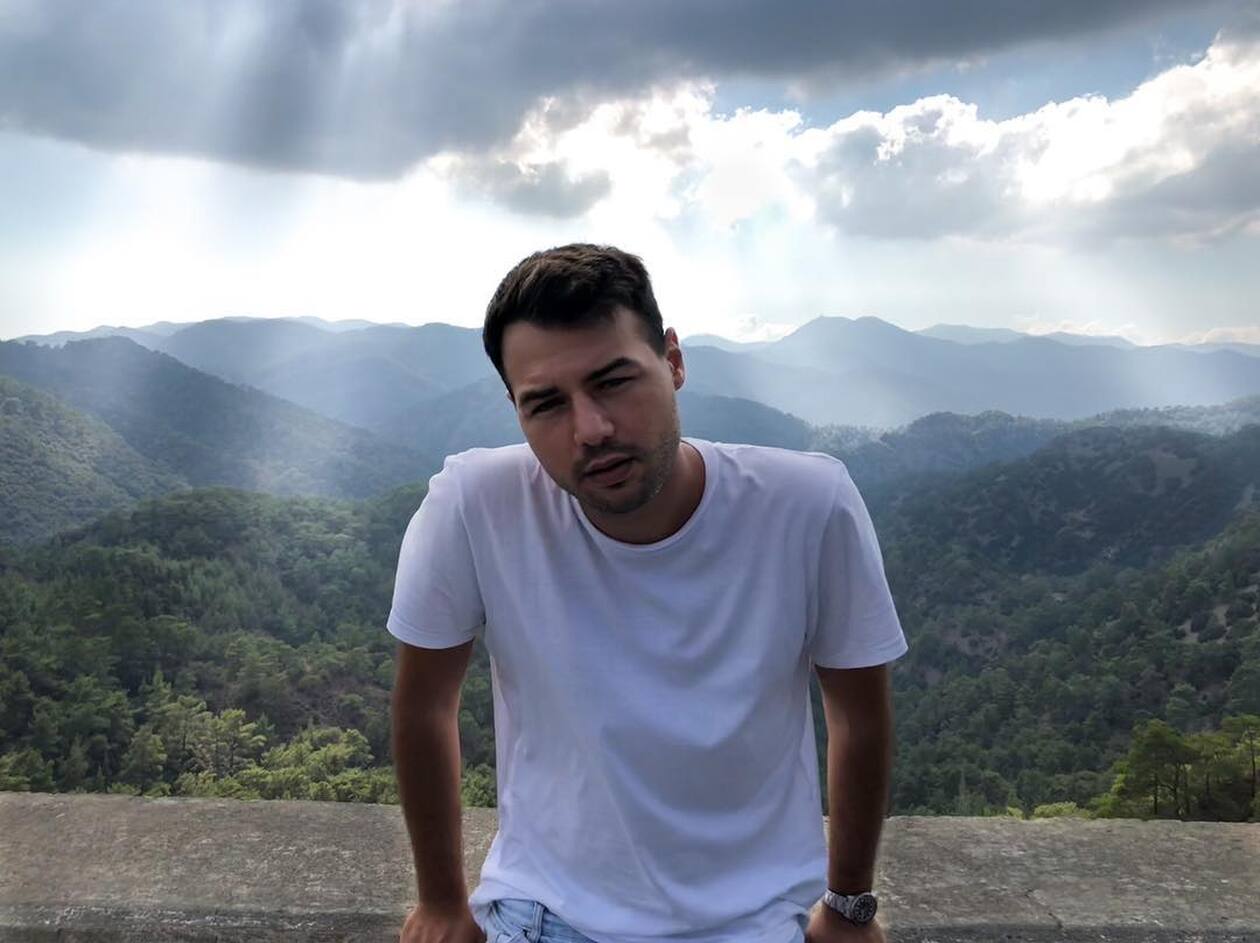 Αντιγόνη Νεοφύτου: Δείτε τον Κούκλο σύντροφος της Μαρίνας από τη Γη της Ελιάς