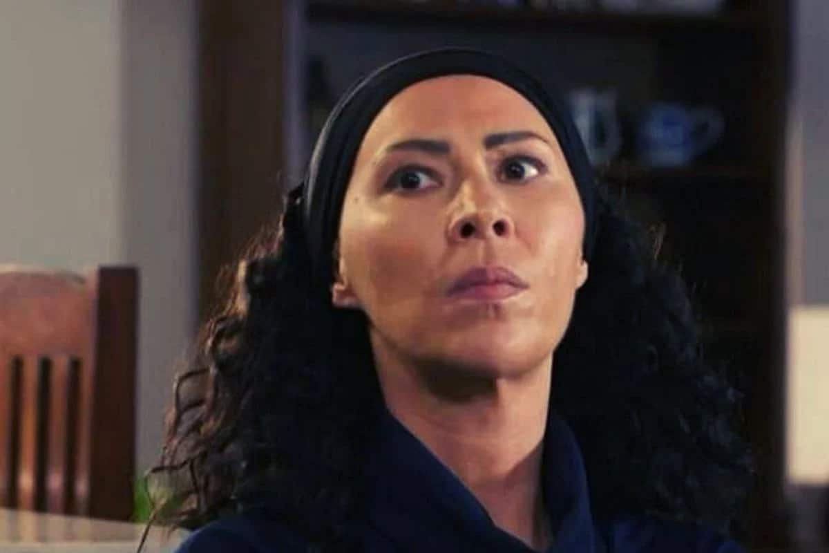 Η Γη της Ελιάς: Έρχονται στα χέρια Αρετή και Ντάρνα