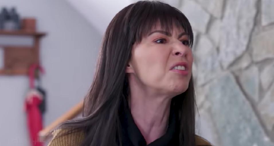 Η Γη της Ελιάς: Έρχονται στα χέρια Αρετή και Ντάρνα