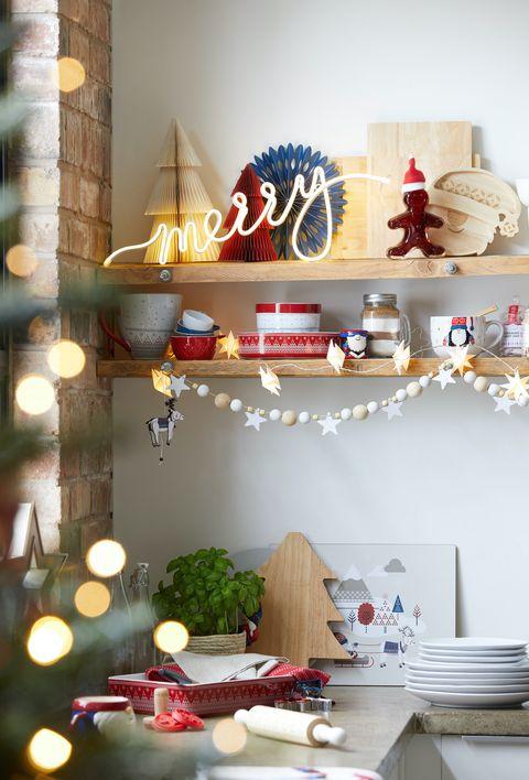 Χριστουγεννιάτικη διακόσμηση: Οι τάσεις για το 2022-2023 – Χρώματα και ιδέες