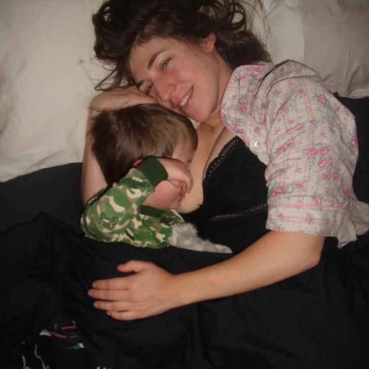 Mayim Bialik-οι-τρόποι-που-μεγαλώνει-τα-παιδιά-της-