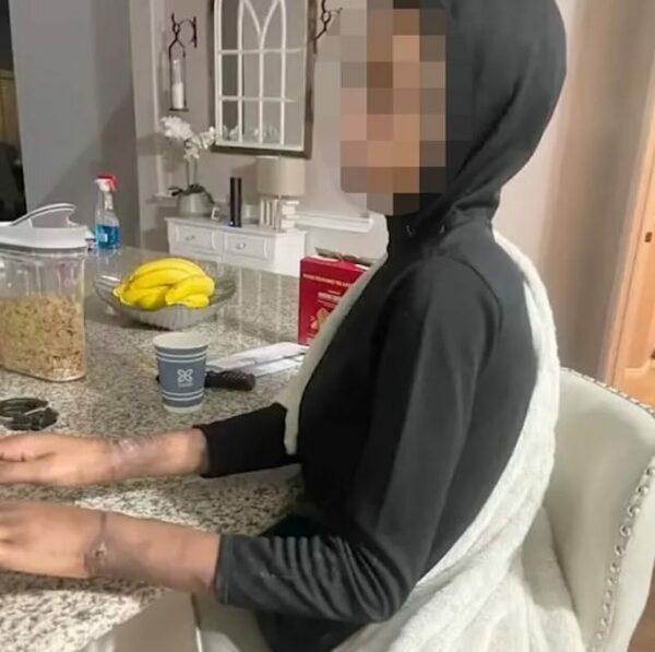 Φρίκη : Μάνα έδενε τα παιδιά και τους έριχνε χλωρίνη στα γεννητικά τους όργανα και στον λαιμό τους μέχρι να τους κάψει το δέρμα