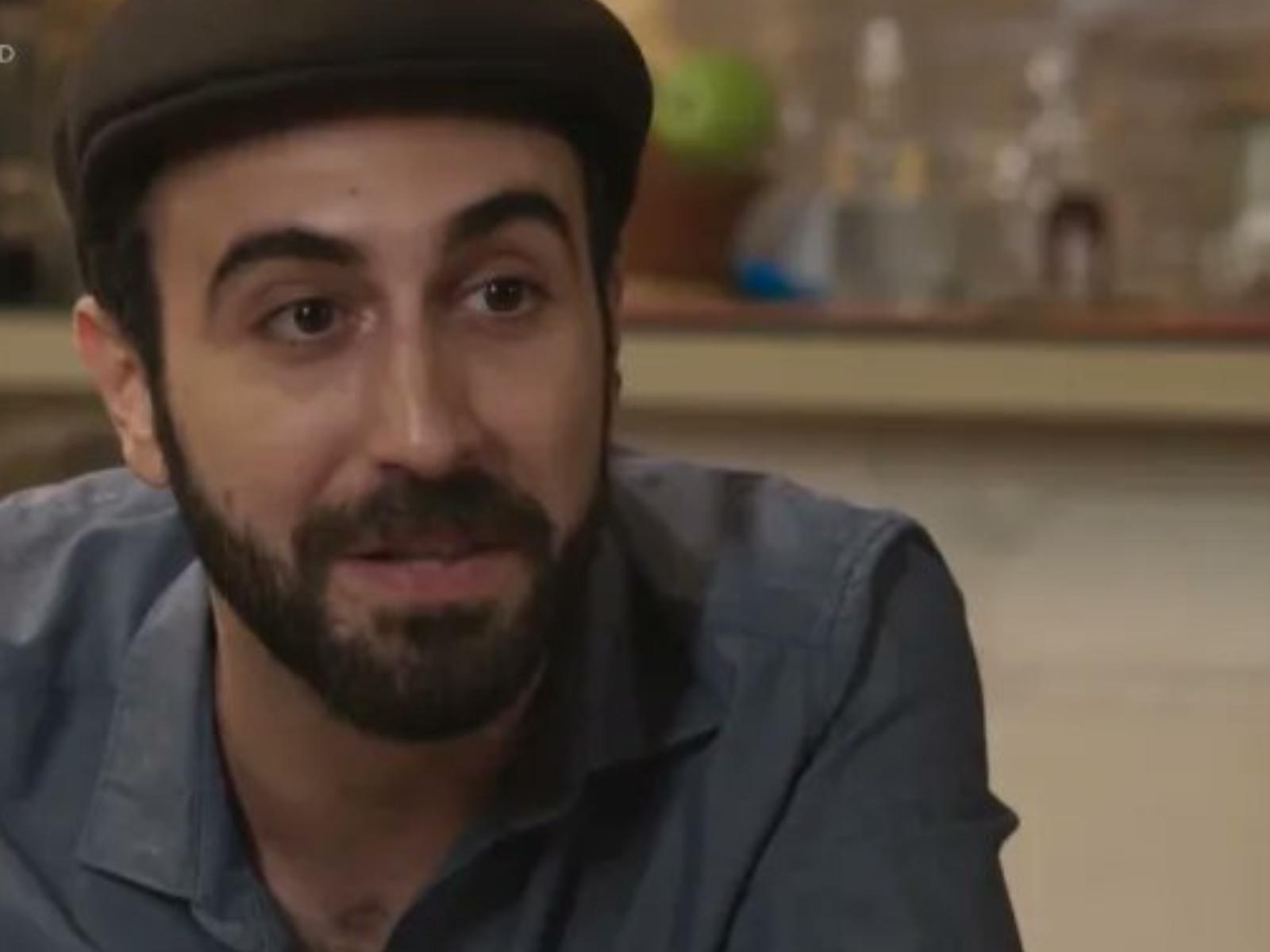 Η Γη της Ελιάς: Η Αθηνά δέχεται μια απρόσμενη επίσκεψη στη φυλακή