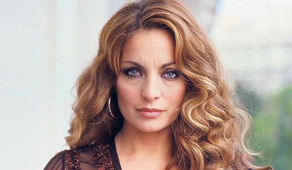 Άντζελα Γκερέκου : Αυτή είναι η ειδική διατροφή της που την κάνει να μένει νέα και λαμπερή