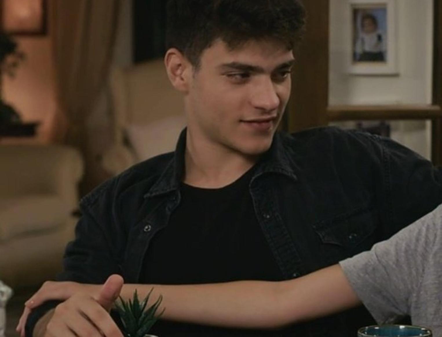 Η Γη της Ελιάς: Η Ιουλία χωρίζει με τον Κουράκο οριστικά