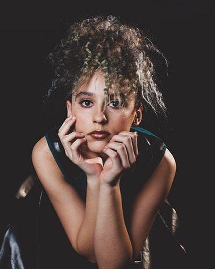 Ματθίλδη Μαγγίρα : Έγινε πλατινέ ξανθιά – Τι αλλαγή έκανε η 18χρονη κόρη της