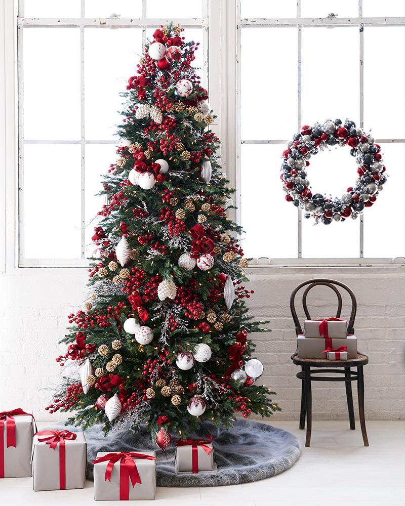 vintage-παραδοσιακό χριστουγεννιάτικο δέντρο-τάσεις-Χριστούγεννα 2022-ιδέες-