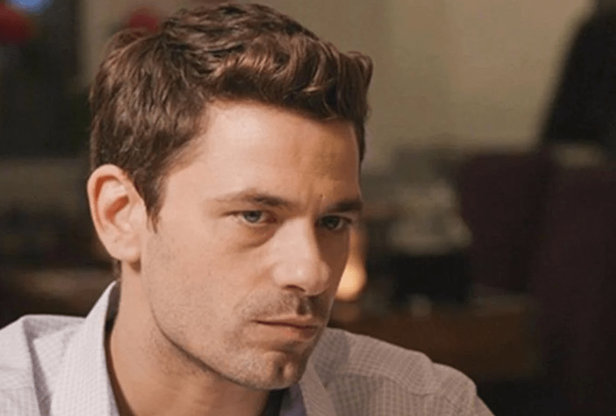 Η Γη της Ελιάς-Σωκράτης-