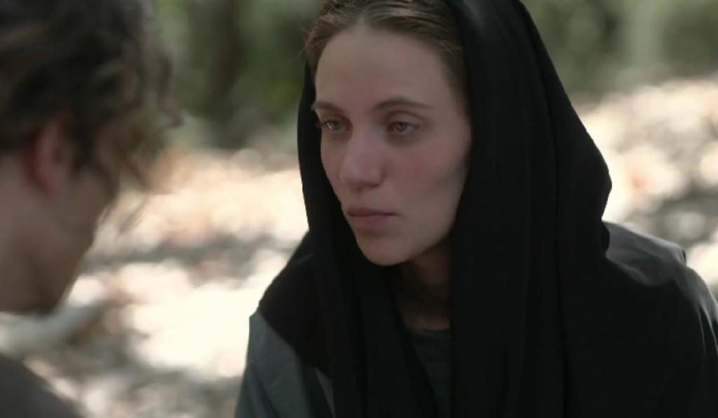 Μαύρο Ρόδο: Ο Θέμης εκβιάζει την ηγουμένη