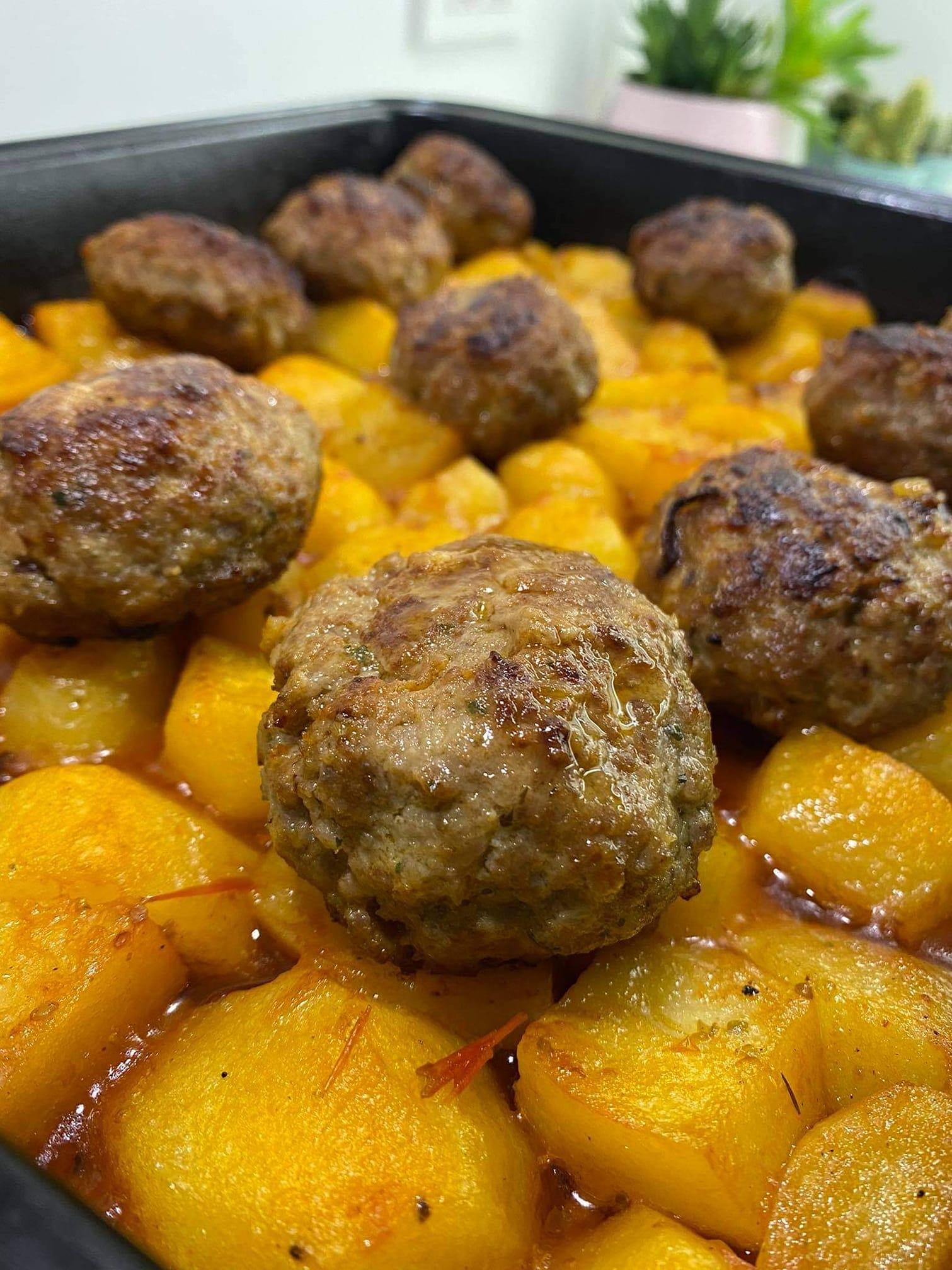 Μπιφτέκια στο φούρνο της γιαγιάς