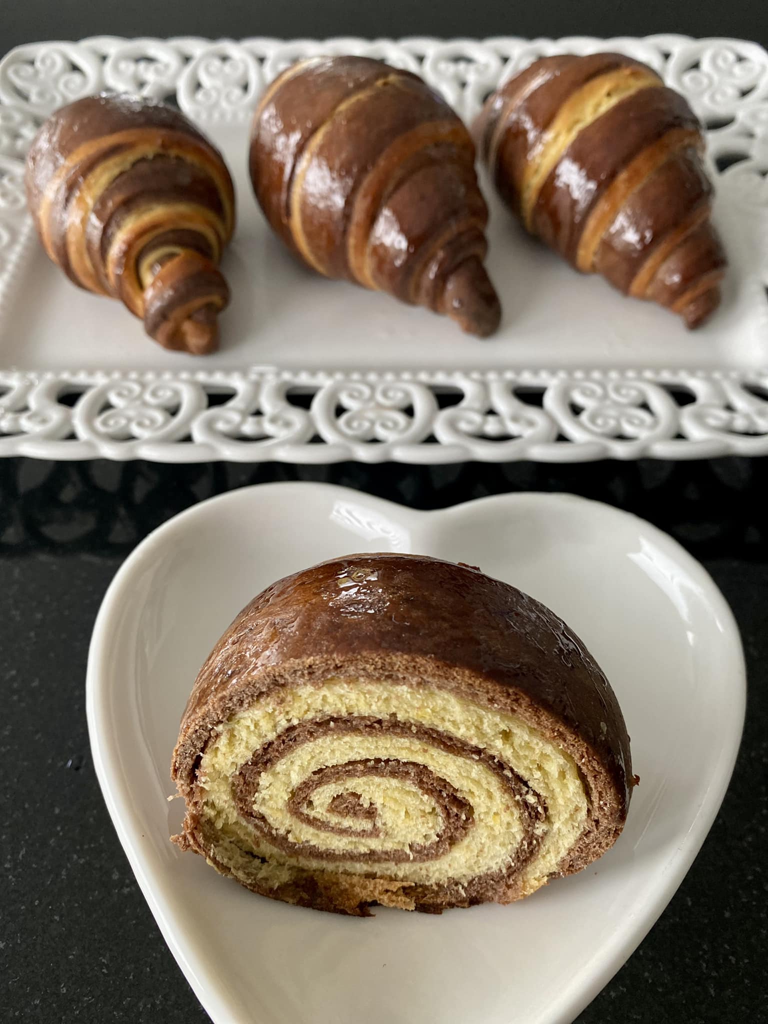 συνταγή-για-δίχρωμα-κρουασάν-με-σιρόπι- συνταγή-για-δίχρωμα-κρουασάν-με-σιρόπι-