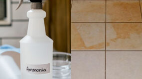 Αμμωνία: Με ένα μπουκάλι αμμωνία καθάρισε όλο το σπίτι σου