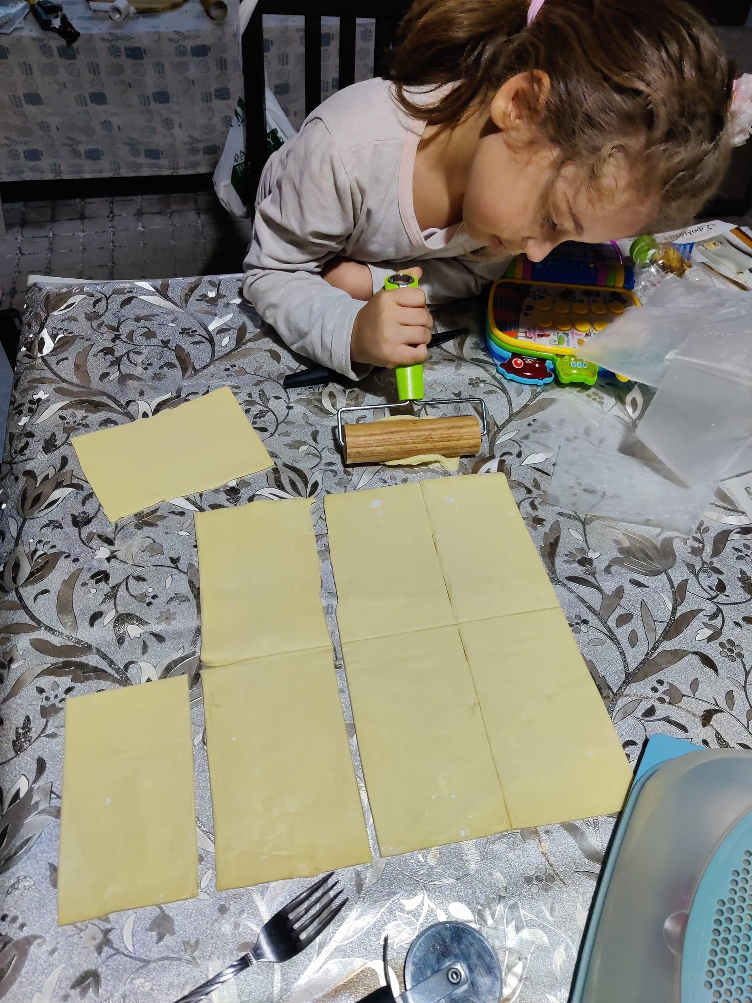 συνταγή-για-ζαμπονοτυρόπιτες-με-σφολιάτα-