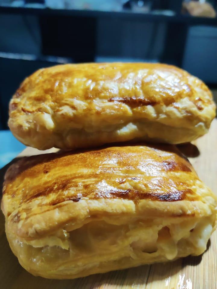 συνταγή-για-ζαμπονοτυρόπιτες-με-σφολιάτα-