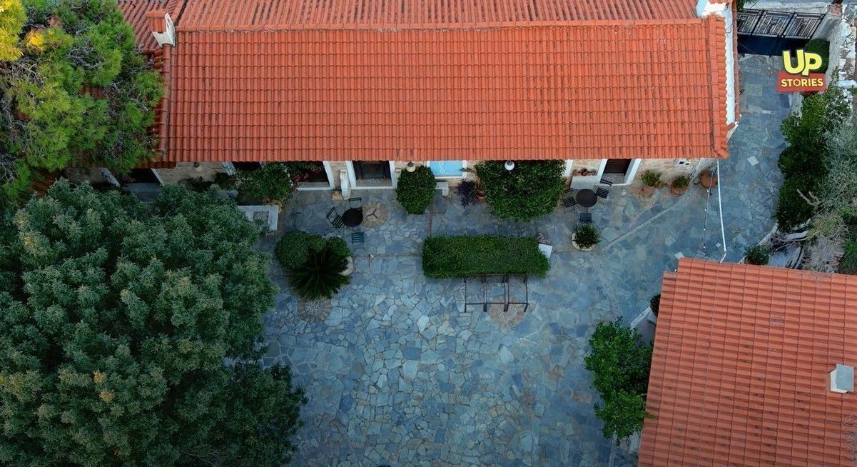 Σασμός : Δειτε το καφενείο του Παντελή – Πού βρίσκεται στην Αττική και τι είναι στην πραγματικότητα