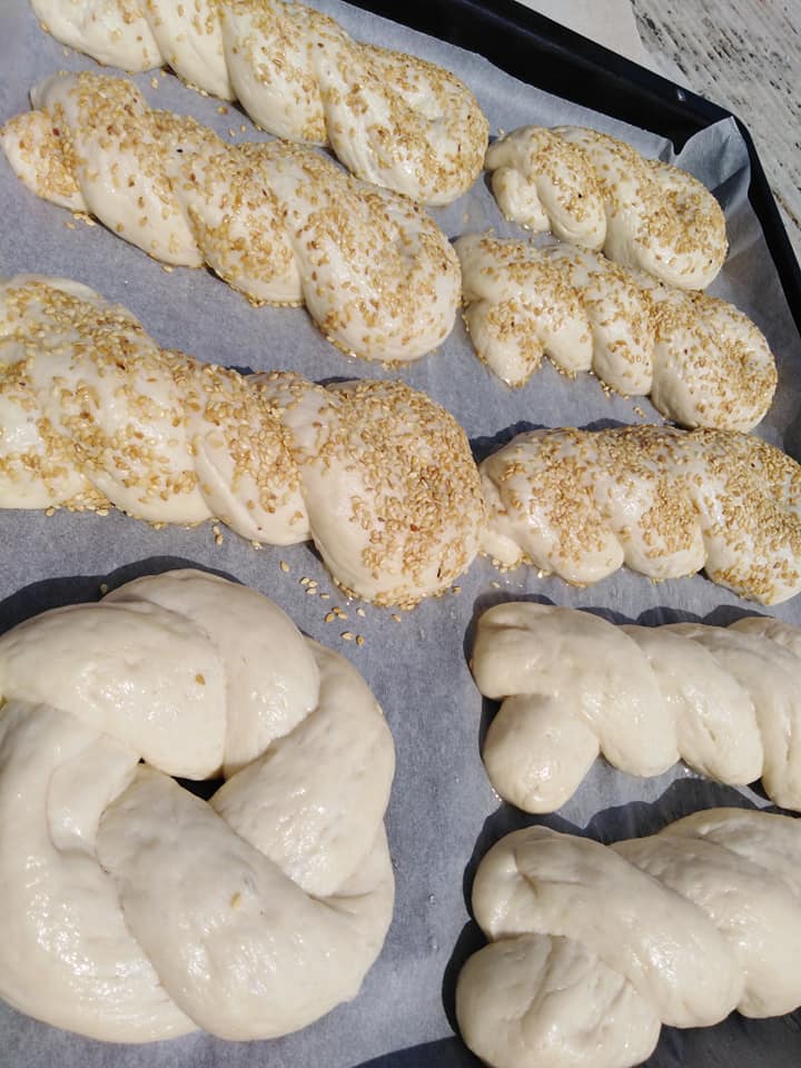 κουλούρια Θεσσαλονίκης-σε-πλεξούδες-συνταγή- κουλούρια Θεσσαλονίκης-σε-πλεξούδες-συνταγή-