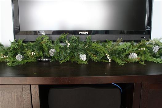 Οδηγός στολισμού για το Χριστουγεννιάτικο δέντρο: Ο σωστός τρόπος να βάλεις τα φωτάκια, στολίδια και γιρλάντες