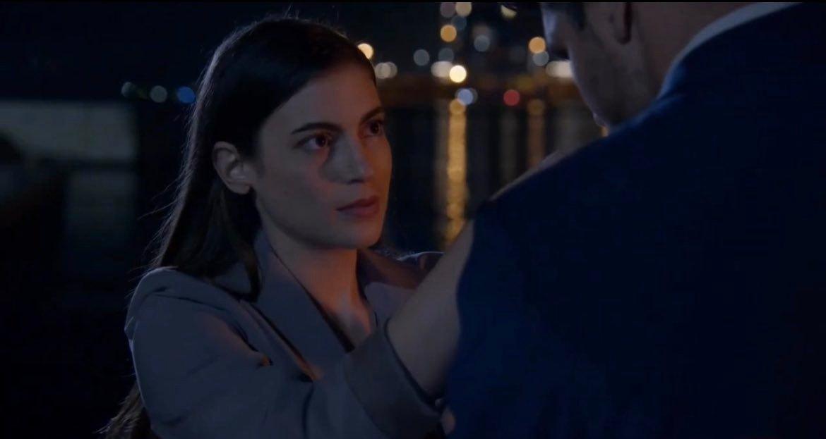 Παγιδευμένοι: Δημήτρης σε Άννα: Θέλω να σε βγάλω από την καρδιά και το μυαλό μου μα δεν μπορώ