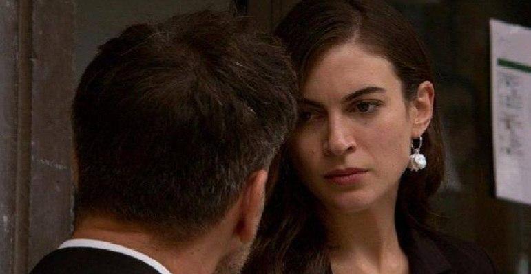 Παγιδευμένοι-Άννα-