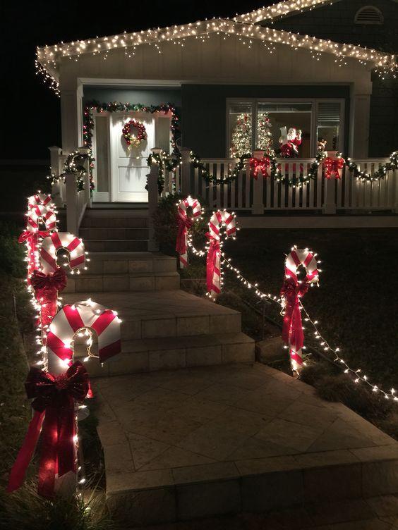 φωτάκια led-στην-αυλή-Χριστουγεννιάτικη διακόσμηση 2022-ιδέες-