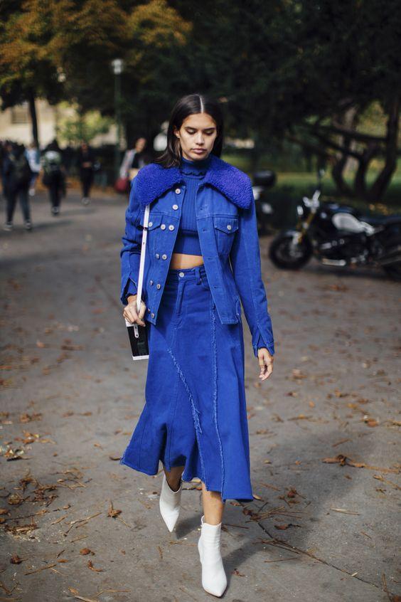 ιδέες-για-ντύσιμο-με-χρωματιστές μπότες-Χειμώνας 2022-