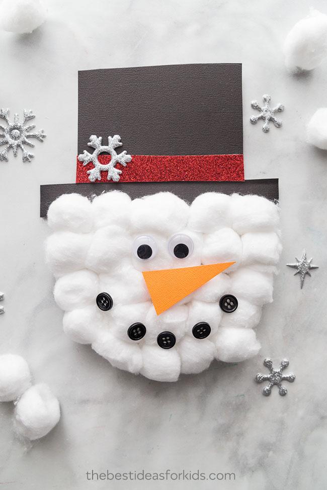 χιονάνθρωπος-από-βαμβάκι-και-χαρτόνι-παιδικές χριστουγεννιάτικες κατασκευές-Χριστούγεννα 2022-ιδέες-