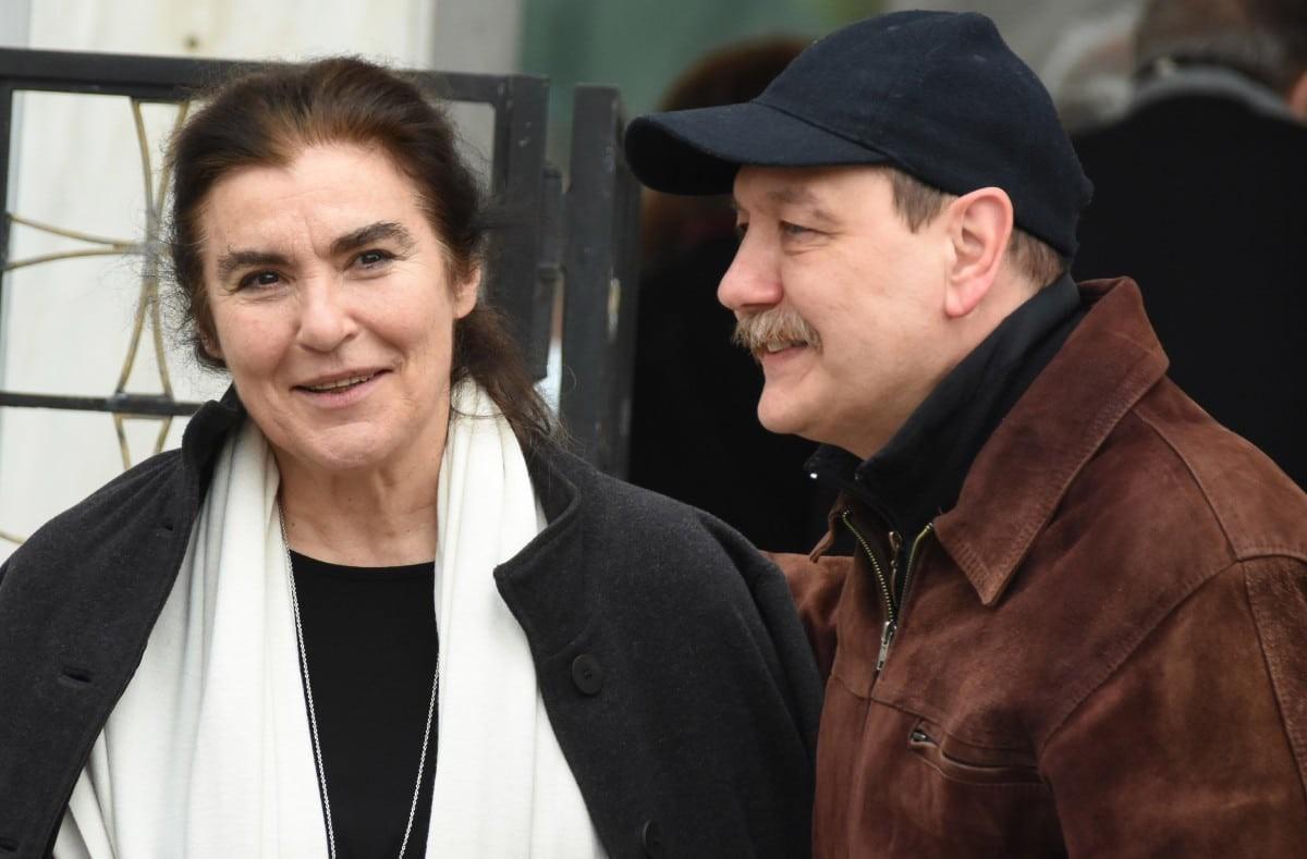 Η Γη της Ελιάς: Εισβάλει στην σειρά και τον ερωτεύεται πρωταγωνίστρια