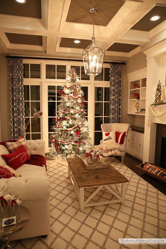 ιδέες-για-χριστουγεννιάτικη διακόσμηση-στο-τραπεζάκι-του-σαλονιού-Χριστούγεννα 2022- ιδέες-για-χριστουγεννιάτικη διακόσμηση-στο-τραπεζάκι-του-σαλονιού-Χριστούγεννα 2022-